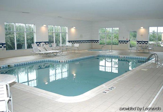 Fairfield Inn & Suites By Marriott Fairmont Facilities photo