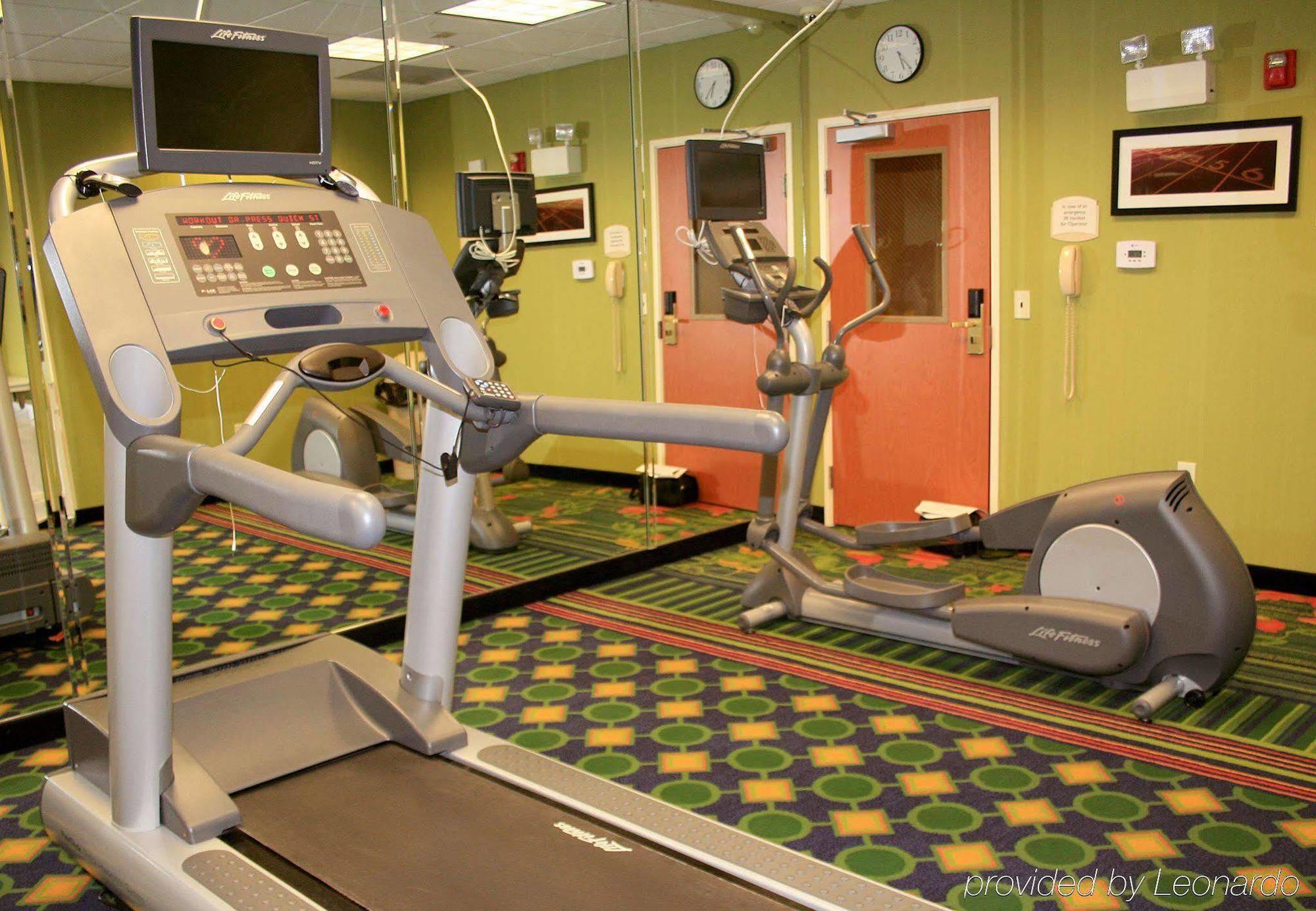 Fairfield Inn & Suites By Marriott Fairmont Facilities photo